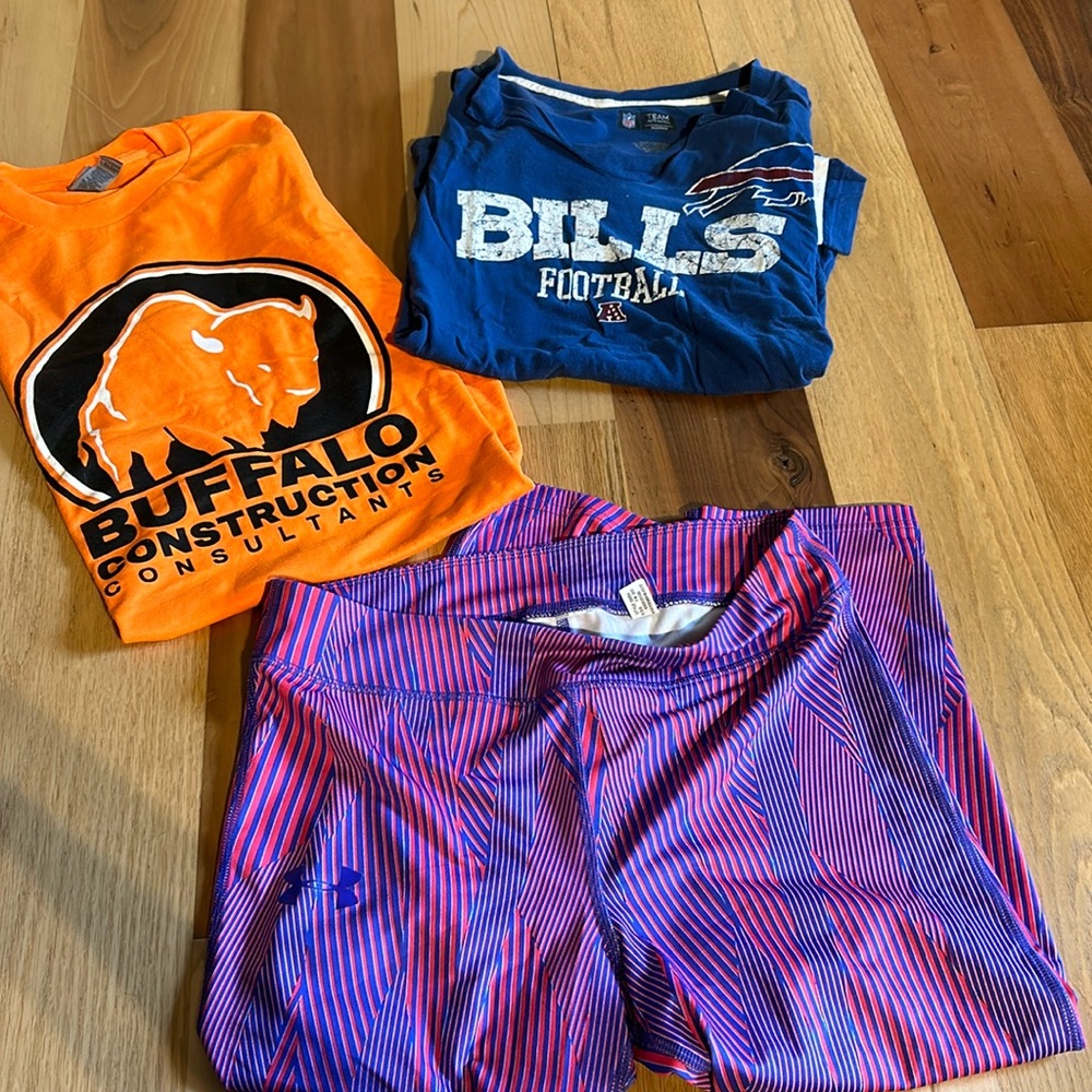 Buffalo Bills NFL Women’s Team Apparel Size Small Shirt
